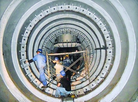 2019-10-30 宜萬線電力貫通-架空線路改電纜線路工程---10kV小電阻接地裝置三套發(fā)貨。